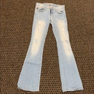 KanCan Light Wash Flares Low-Rise 25